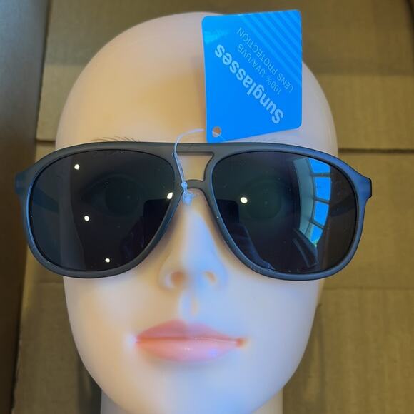 Aviator Sunglasses Black Gray 100% UVA UVB Protection - Picture 2 of 9